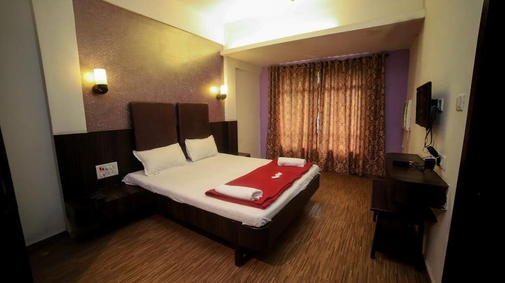 Seashell Beach Resort Deluxe Room