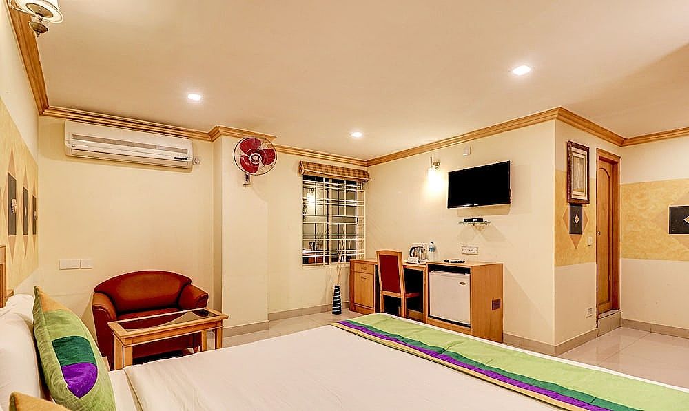 Treebo Terminus, Koramangala 5th Block Deluxe Double Room 7