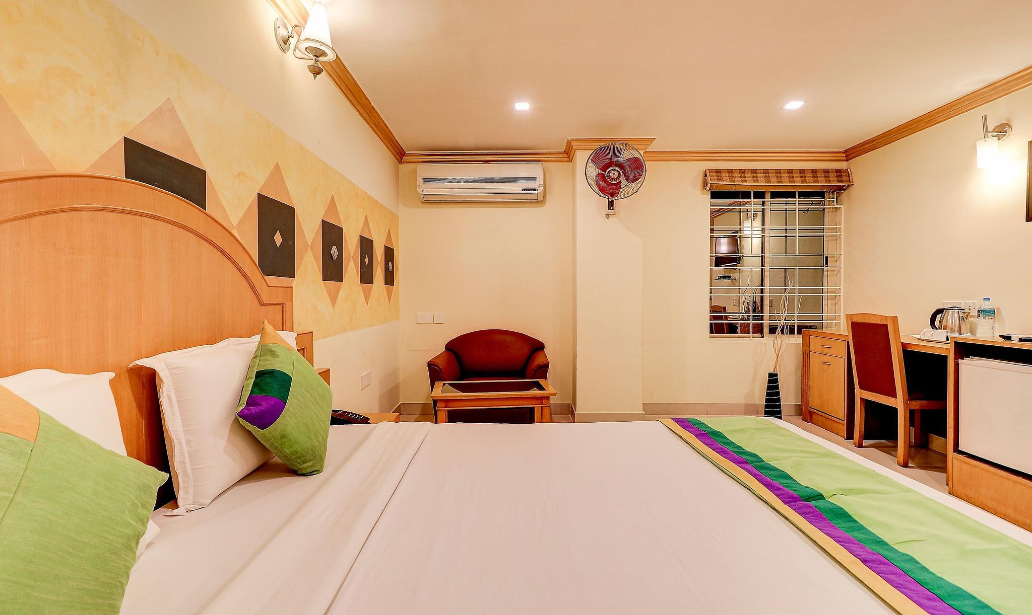 Treebo Terminus, Koramangala 5th Block Deluxe Double Room 4