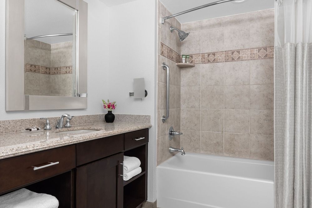 Marriott's Grand Chateau Room, 1 King Bed with Sofa bed, Non Smoking 3