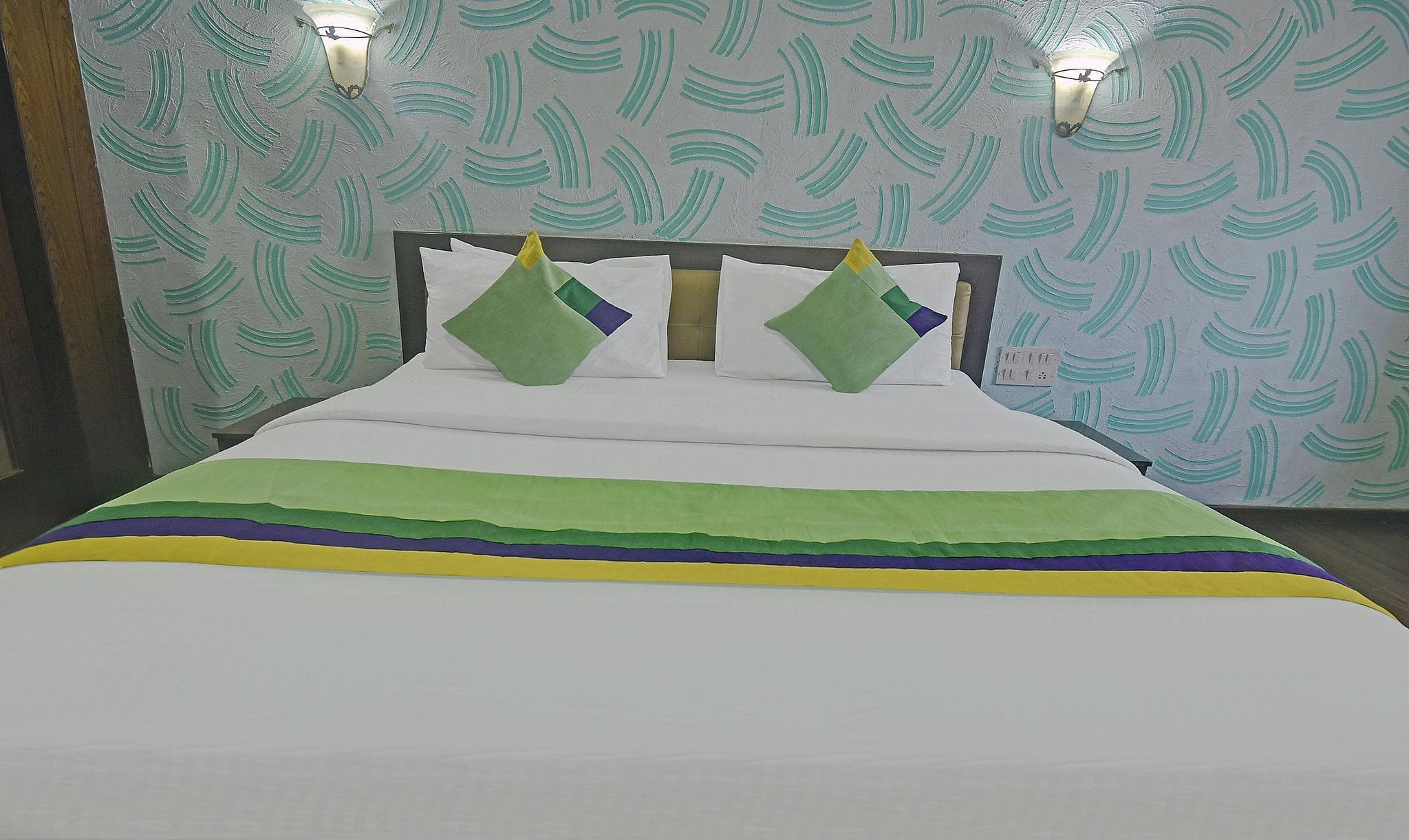 Treebo Savoury Sea Shell Residency Deluxe Double Room 6