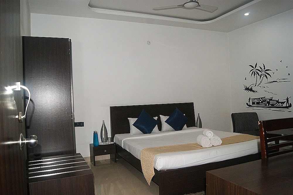 Hill View Serviced Apartments