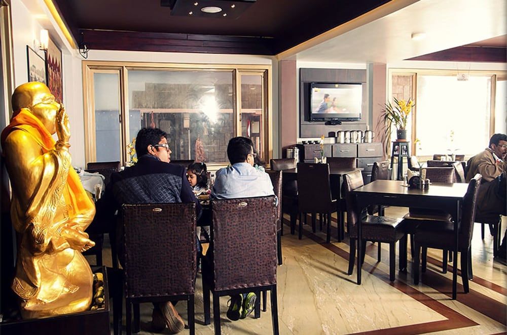 undefined Jagjeet hotel mirik 10