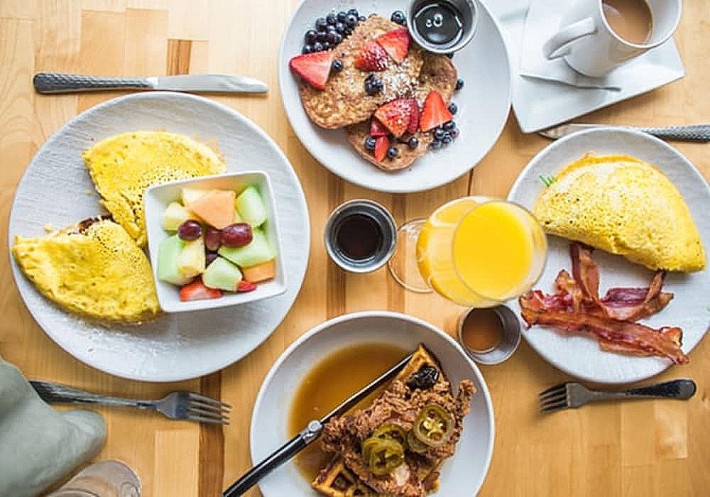 Breakfast buffet