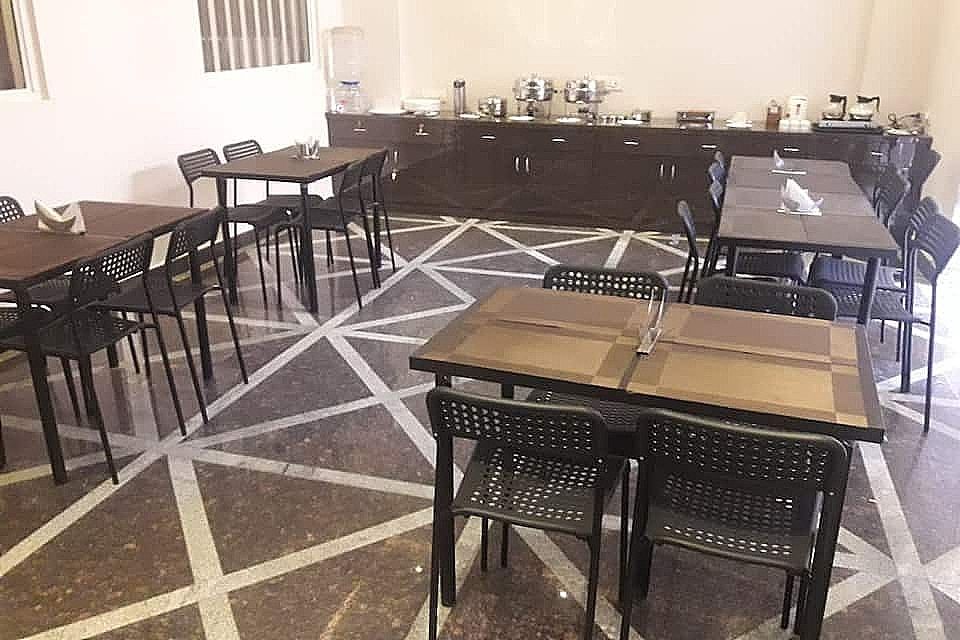 undefined Hotel Asian International 4