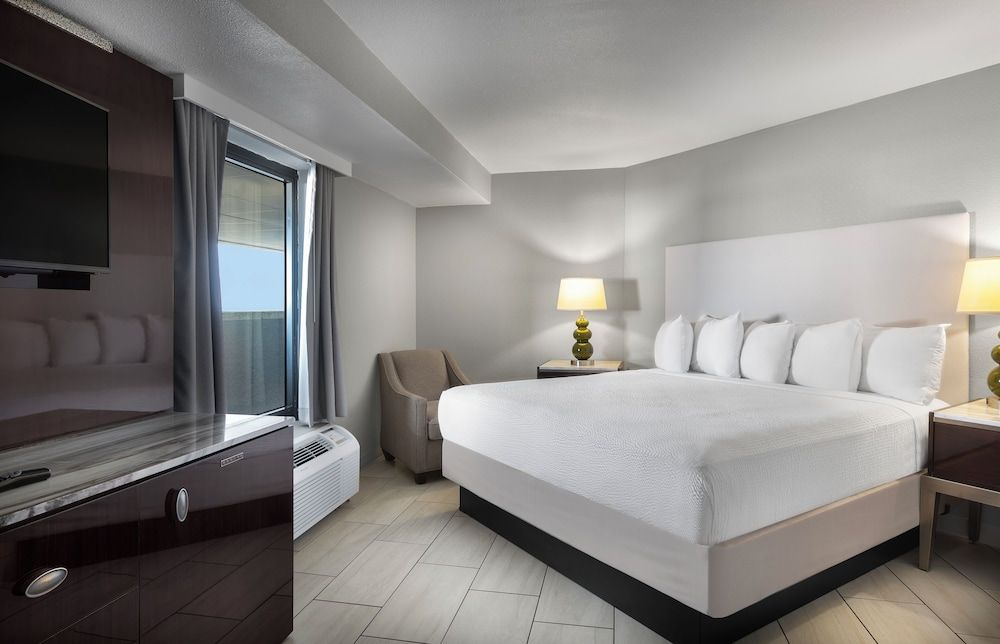 Premium Suite, Kitchen, Ocean View
