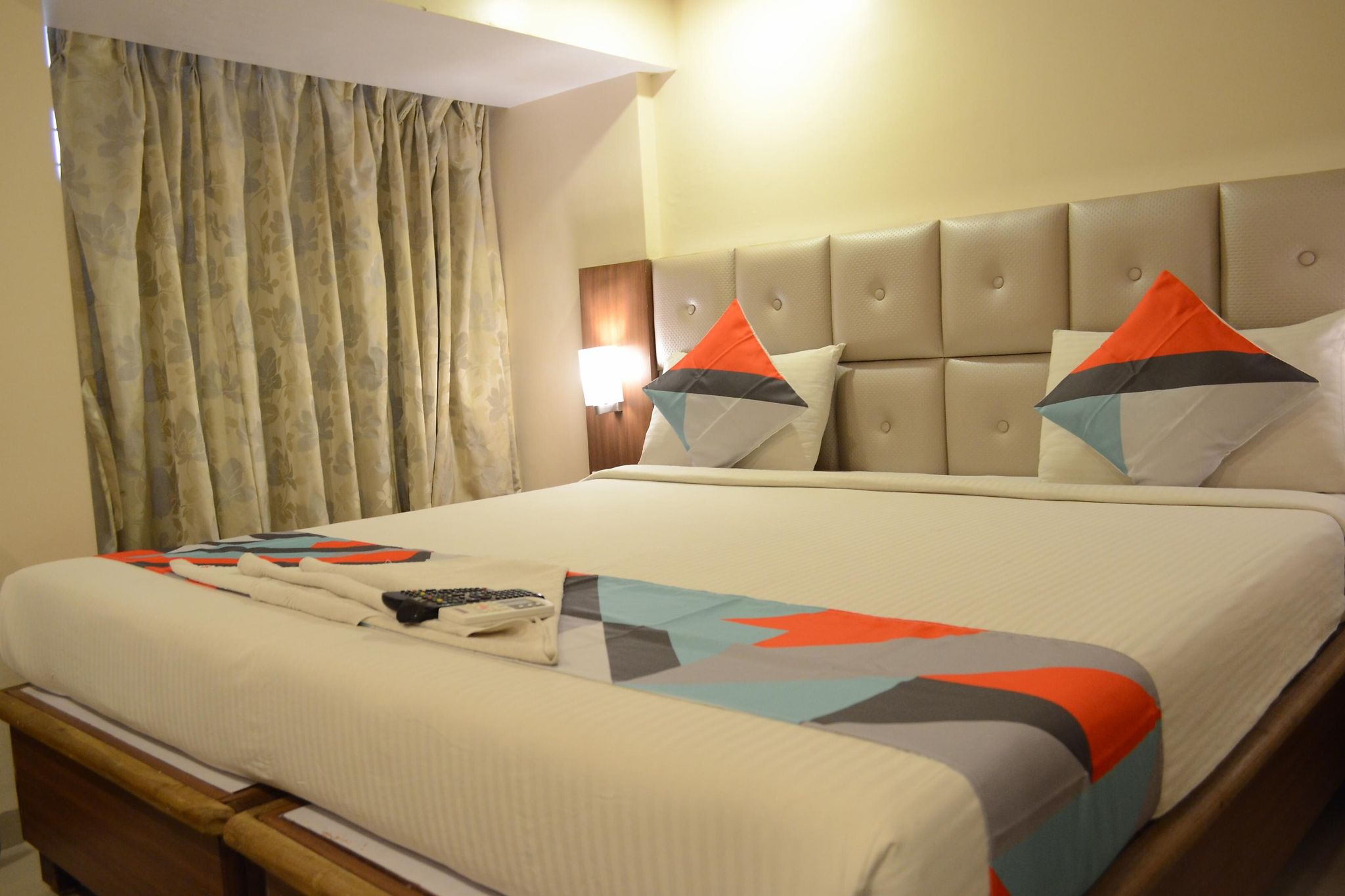 Aishwarya Residency Deluxe Double Room 3