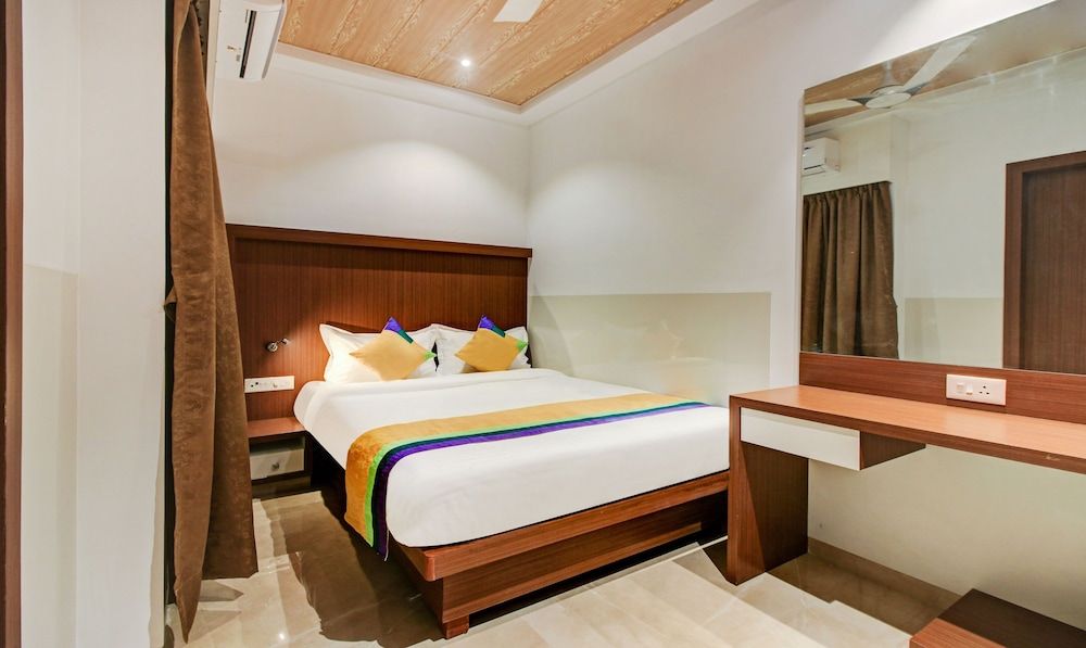 undefined Treebo Trip Aarush Inn