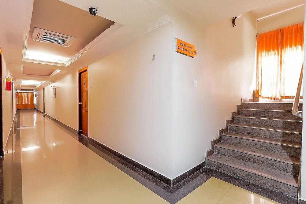 undefined Capital O 47550 Grand Swagath 8