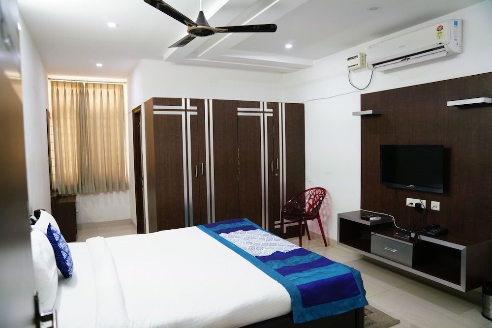 Hitech Shilparamam Guest House Basic Room 4