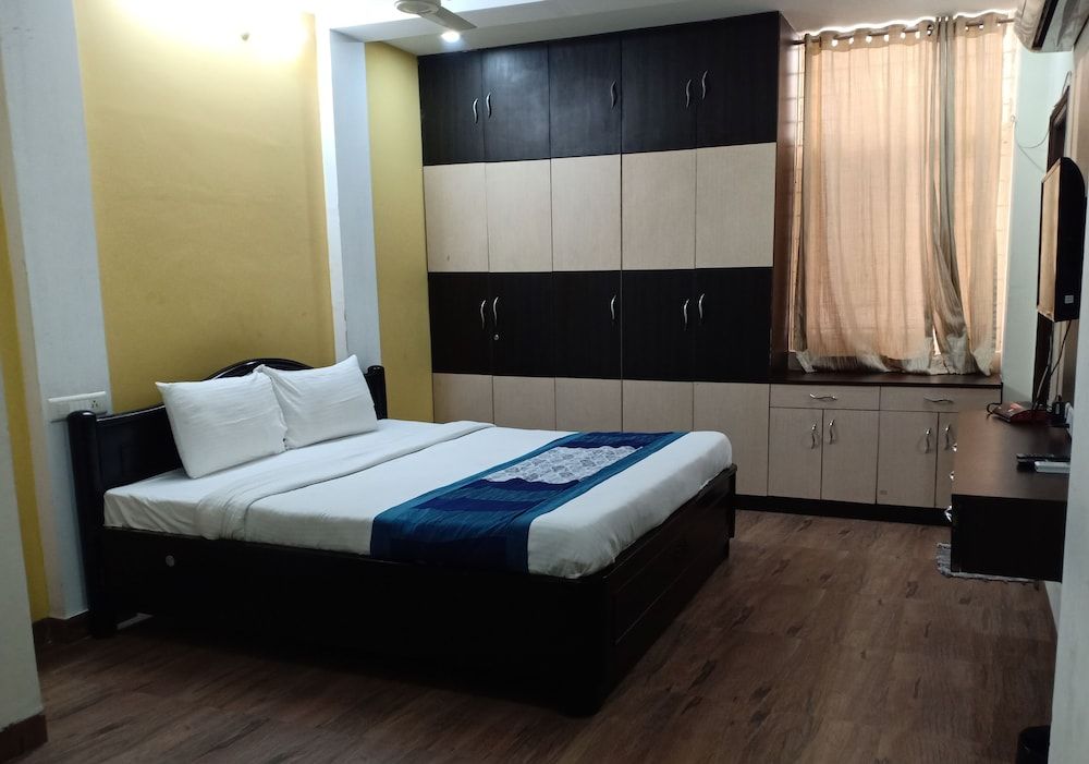 Hitech Shilparamam Guest House Basic Room 10