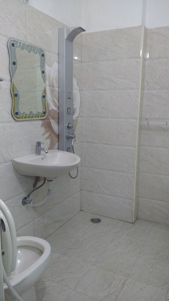 Hitech Shilparamam Guest House Basic Room 5