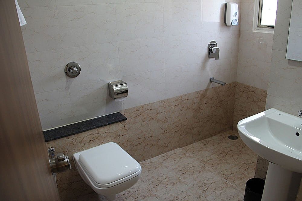 Hotel Grand Bee Studio 5