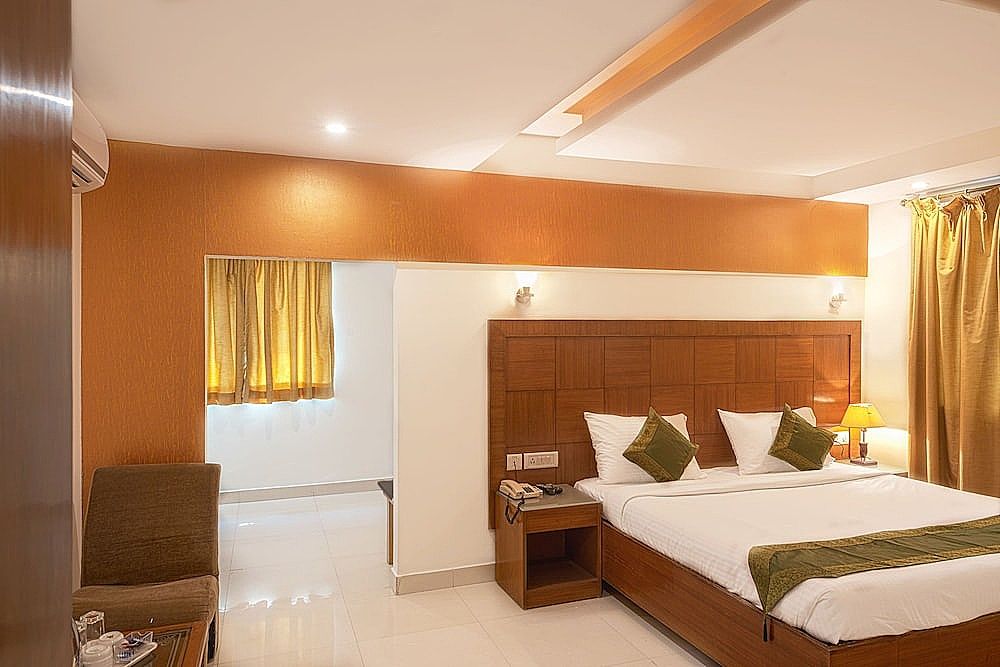 The Grand Plaza Hotel Deluxe Room 5