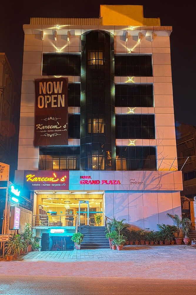 undefined The Grand Plaza Hotel 8