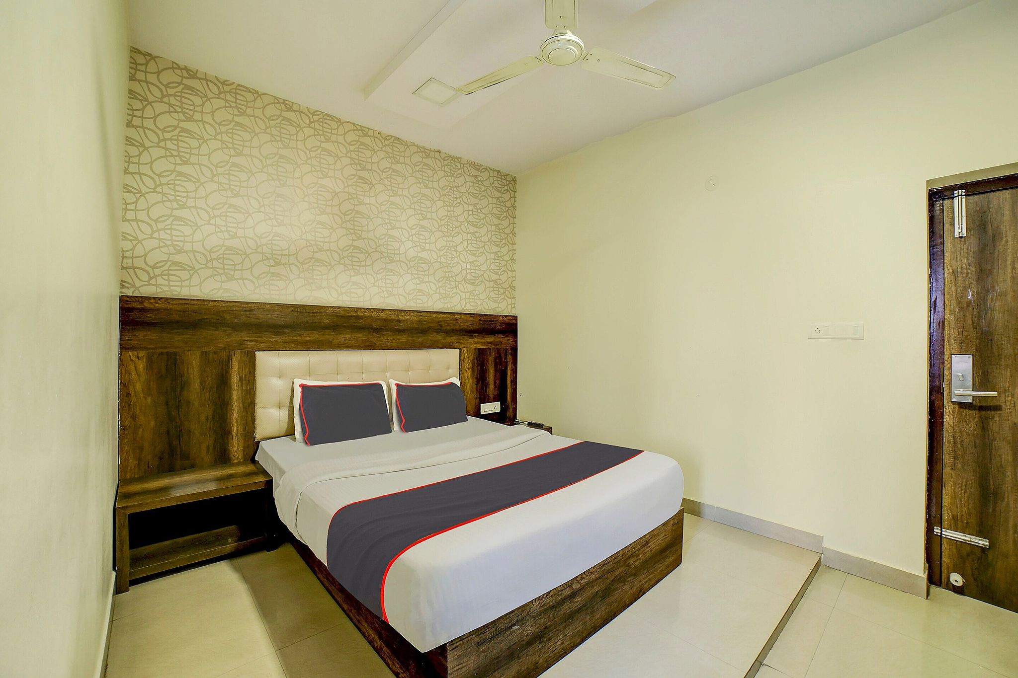 Collection O New Royal Serenity Inn Classic 13
