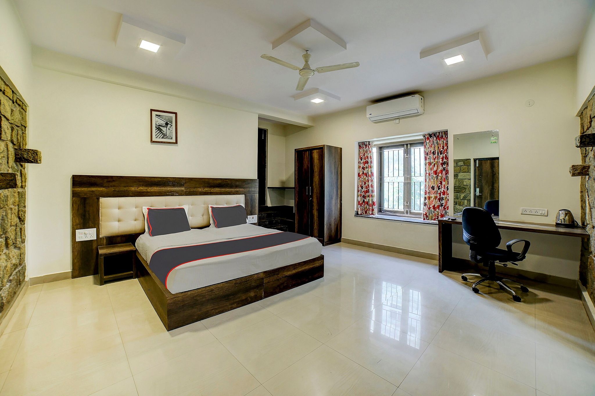 Collection O New Royal Serenity Inn Classic 2