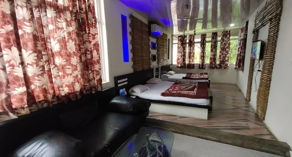 Green View Cottage Family 4 Bed AC Room