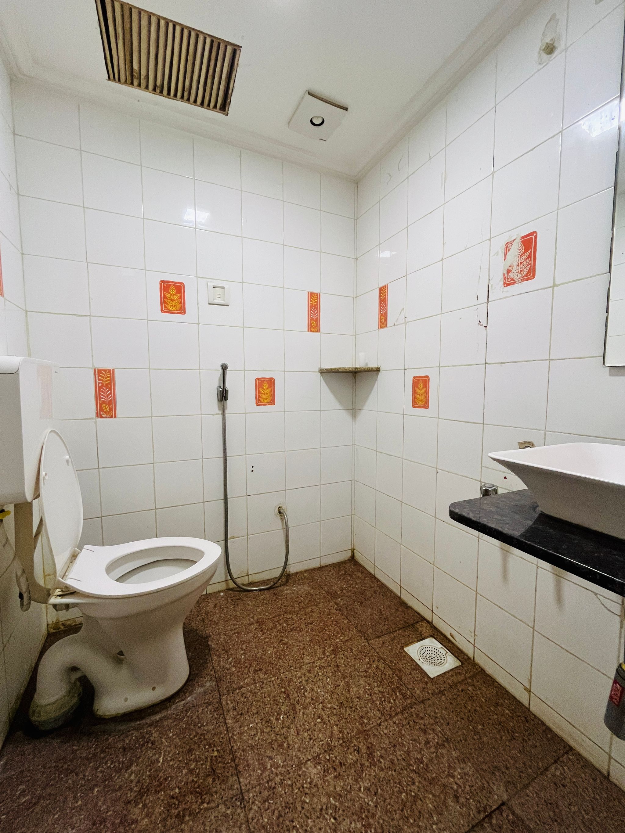 Hotel Regency Standard Room NON AC 6