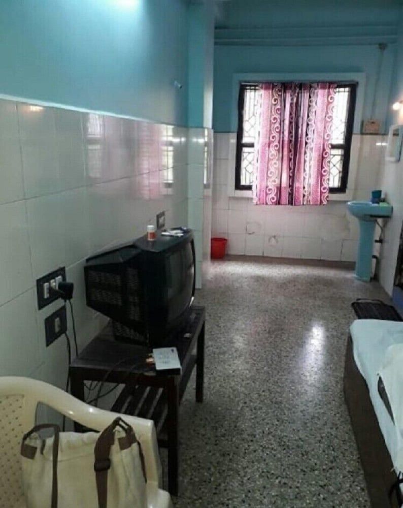 undefined Iroomz Woodlands Lodge 2