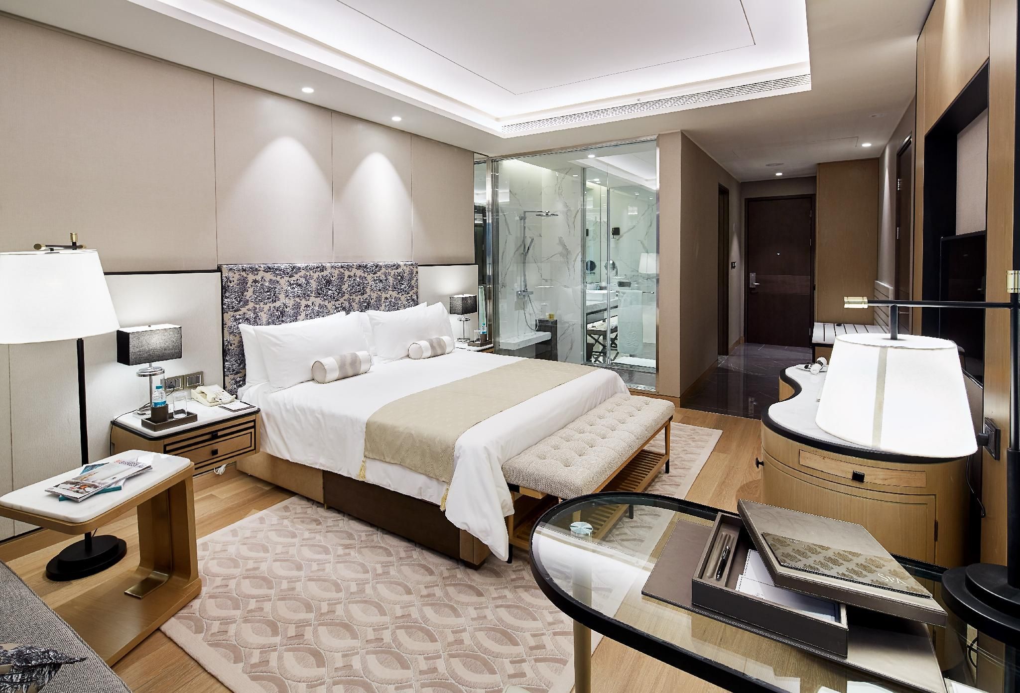 Premier Room
