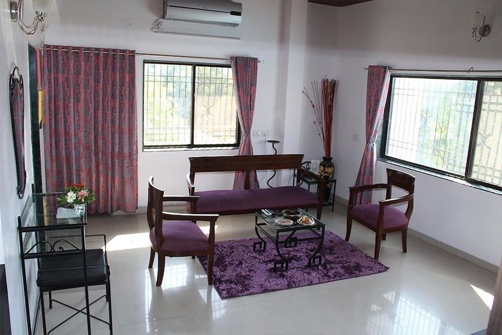 In-Room Business Center