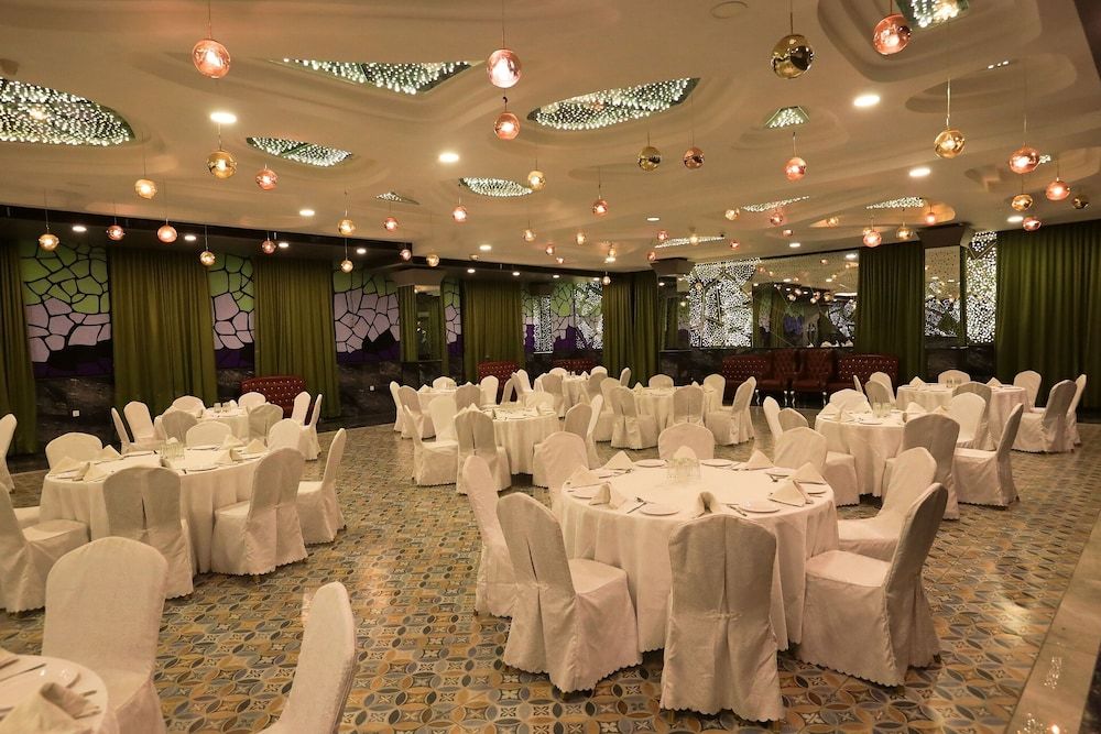 undefined Humming Bird Hotel & Banquet 3