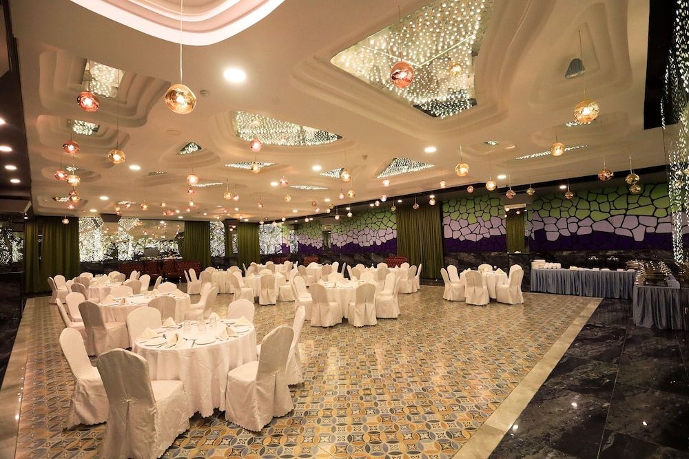 undefined Humming Bird Hotel & Banquet 6