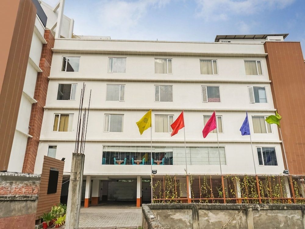 undefined Treebo Tryst Hotel The Kalyaniz
