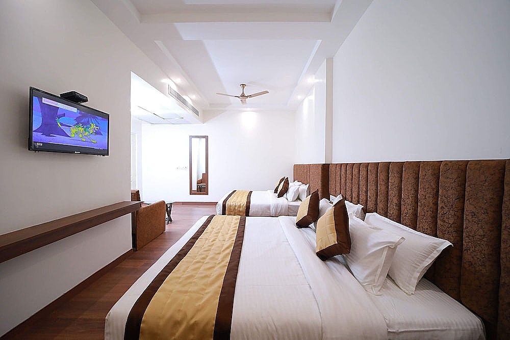 Dewdrop Shankh Superior Room(Complimentary Fruit Basket and Cookie Jar) 5