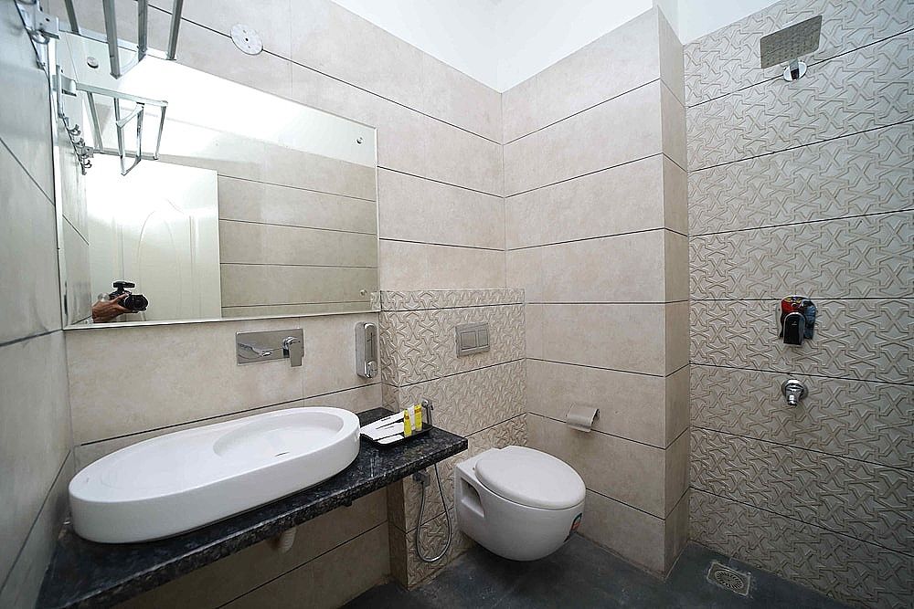 Dewdrop Shankh Superior Room(Complimentary Fruit Basket and Cookie Jar) 21