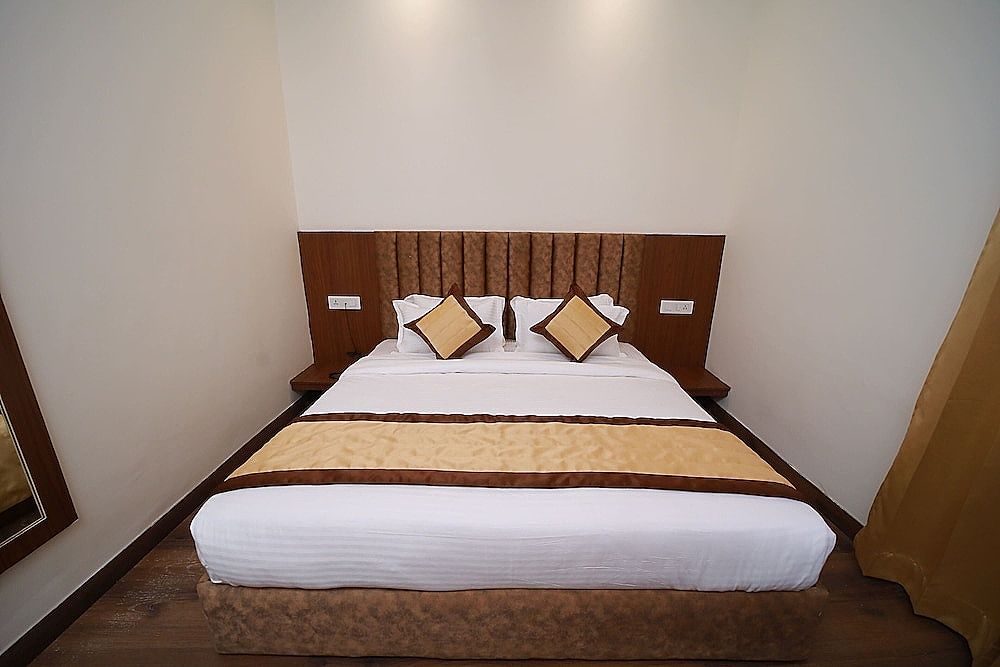 Dewdrop Shankh Superior Room(Complimentary Fruit Basket and Cookie Jar) 8