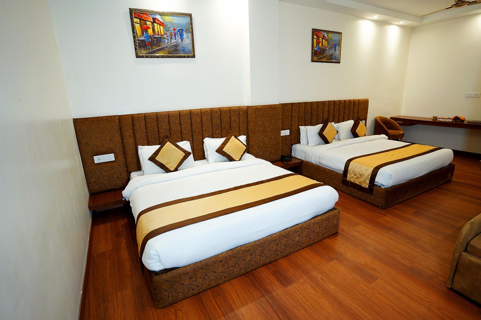 Twin Room (Complimentary Fruit Basket and Cookie Jar)