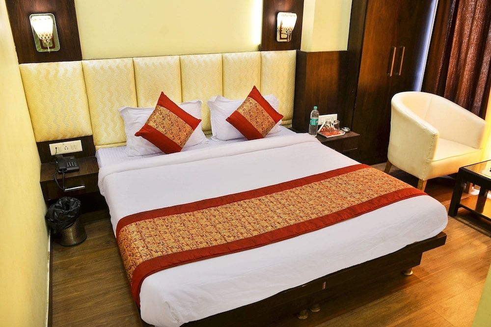 undefined Hotel Grand Park 2