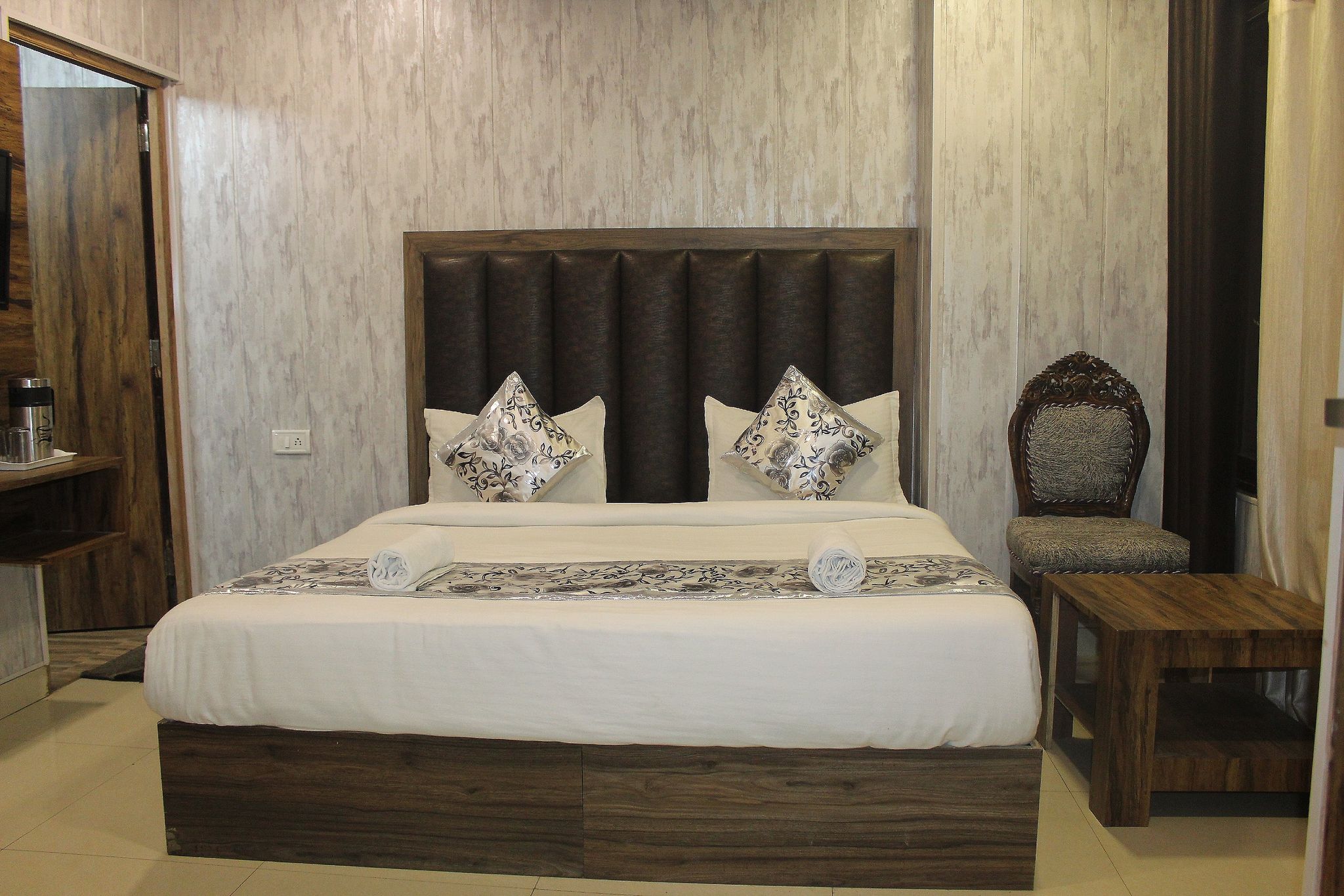 Triple Bed Room