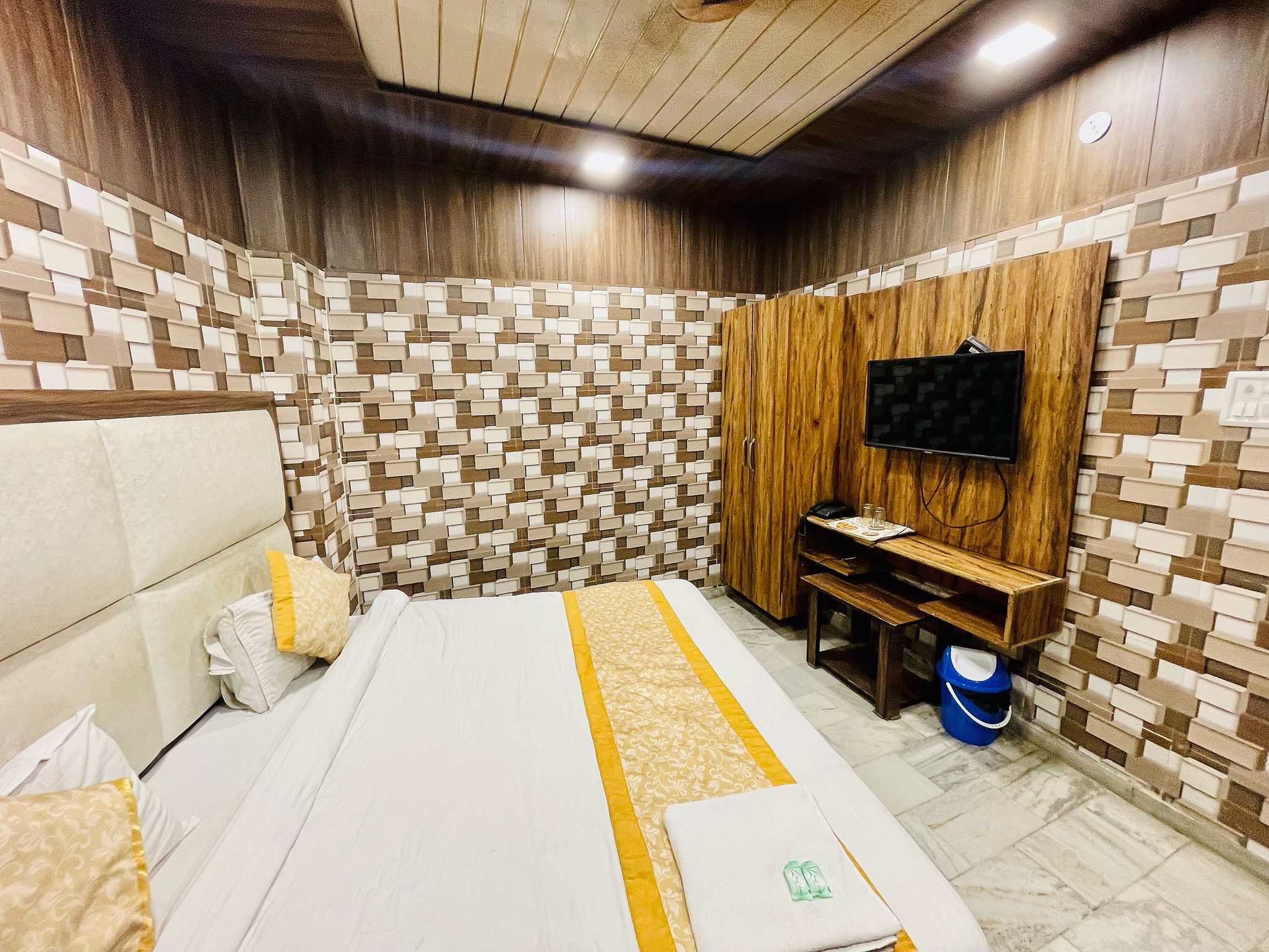 Triple Bed Room