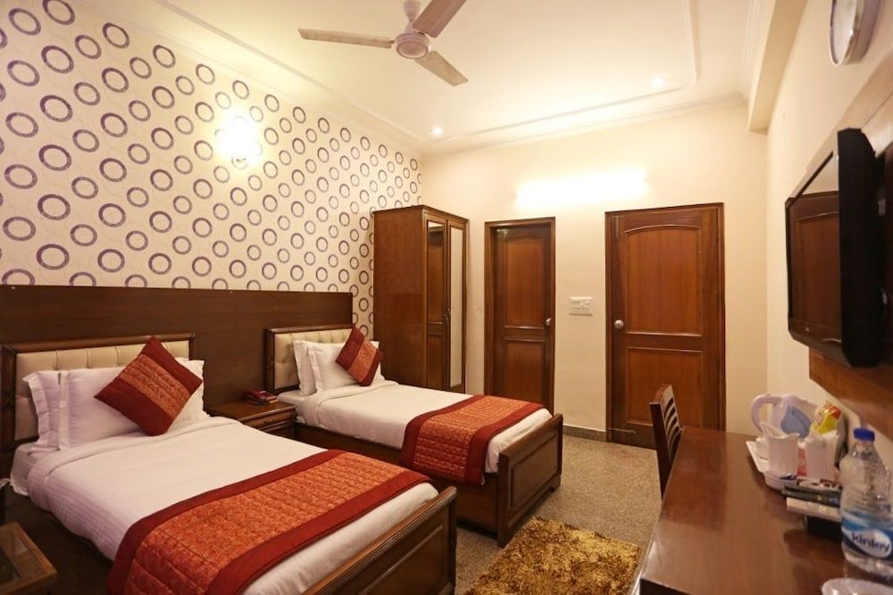 undefined Excel Inn 2