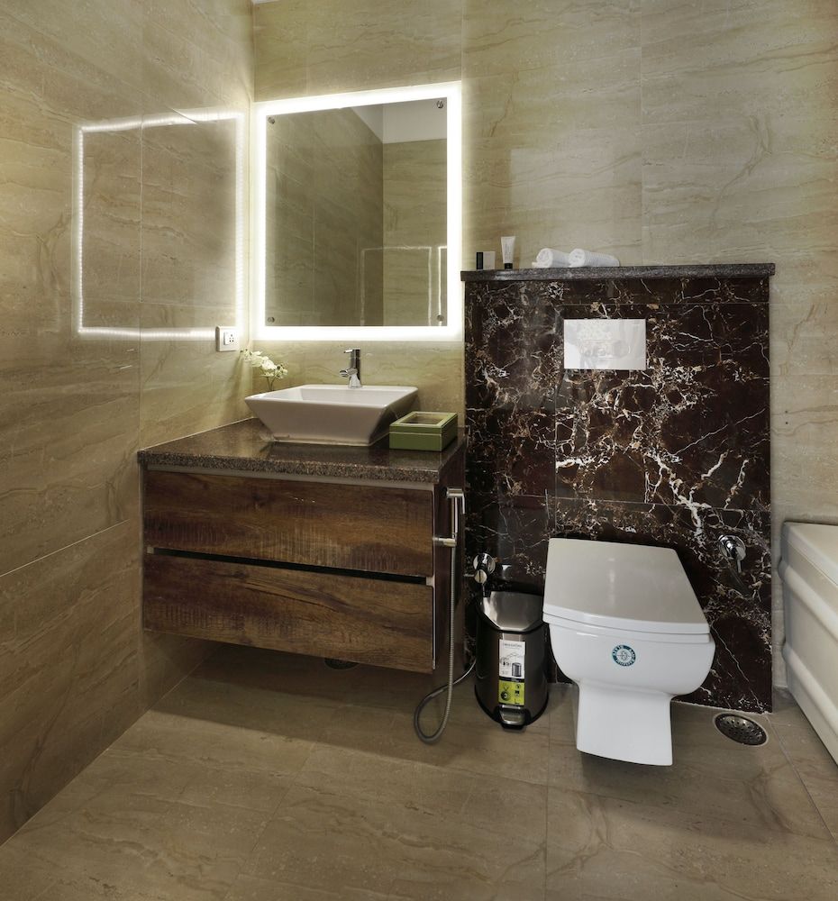 Hydewest India Orchid Studio with Kitchenette 5