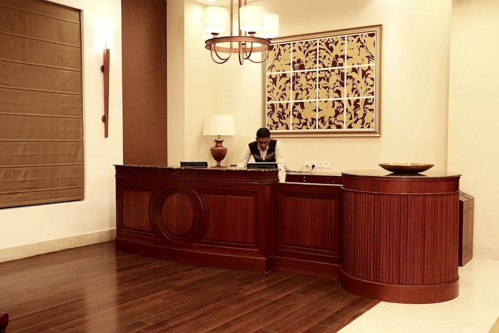 undefined DLF City Club 3 2