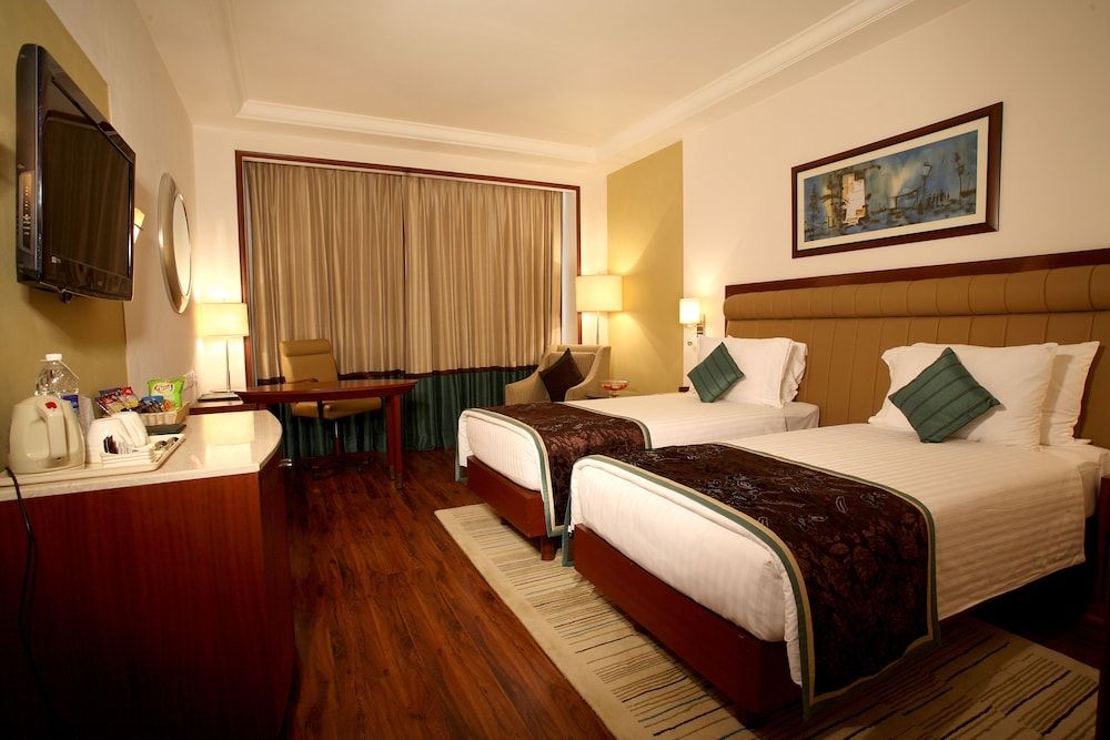 undefined DLF City Club 3 10