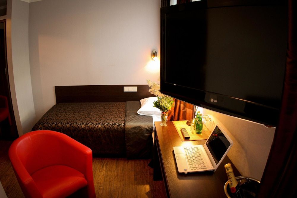 undefined Primo Hotel 2