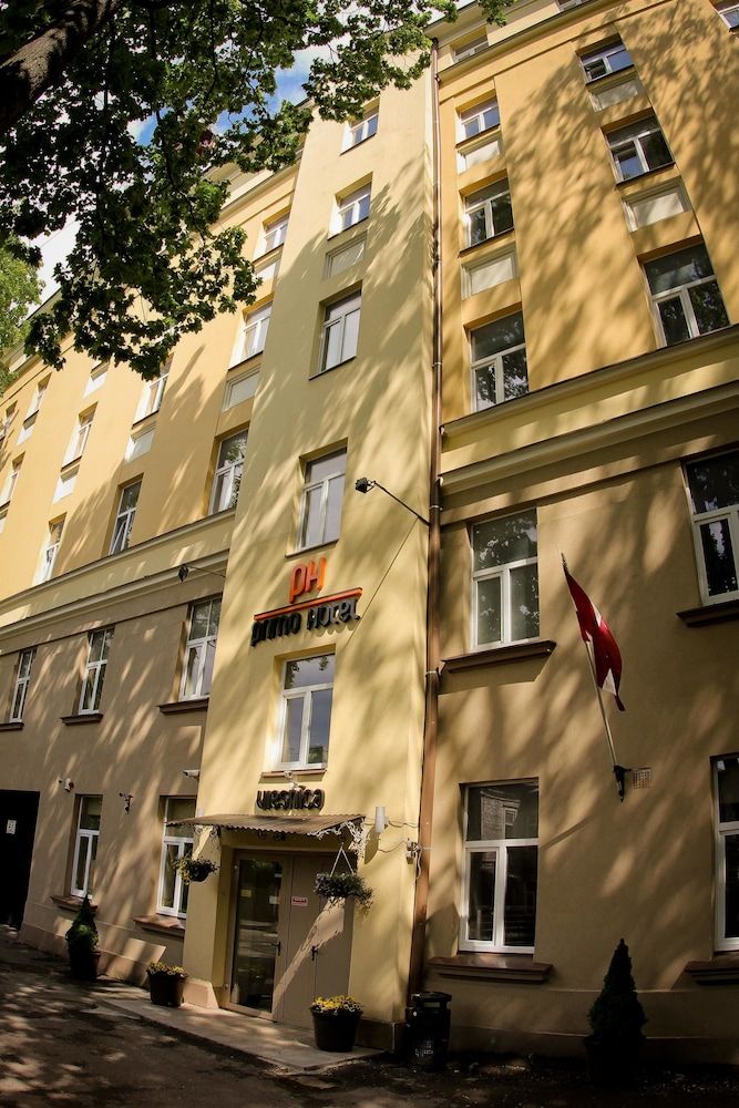 undefined Primo Hotel 6