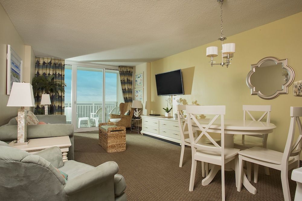 Avista Resort Two-Bedroom Suite Ocean Front 8