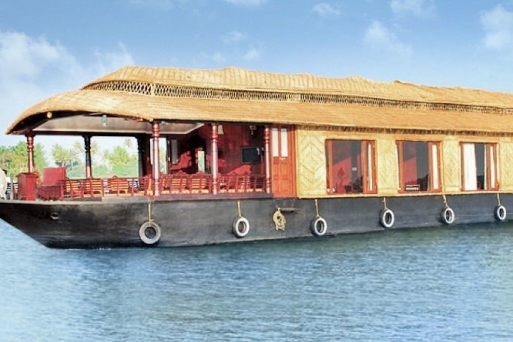 undefined GuestHouser 3 BHK Houseboat 9f4e