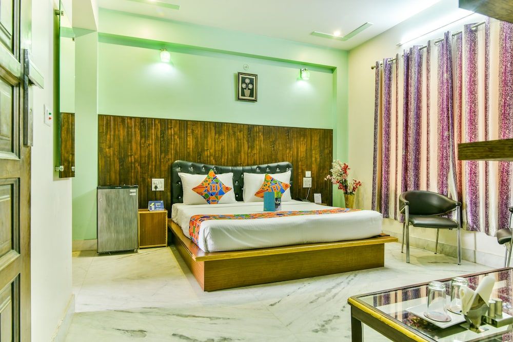 FabExpress Heaven Stay