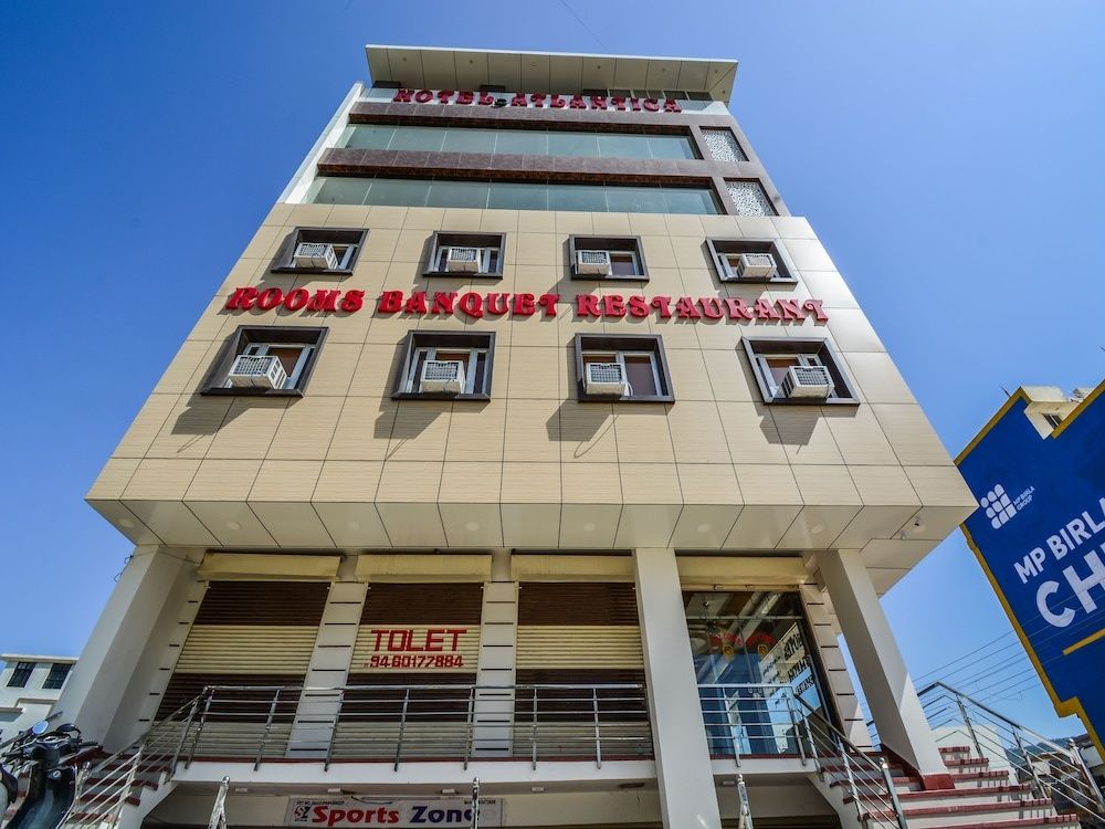 undefined OYO 22205 Hotel Atlantica 2