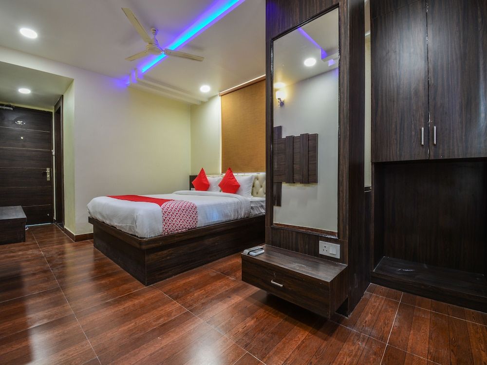 OYO 22205 Hotel Atlantica Standard Room 3