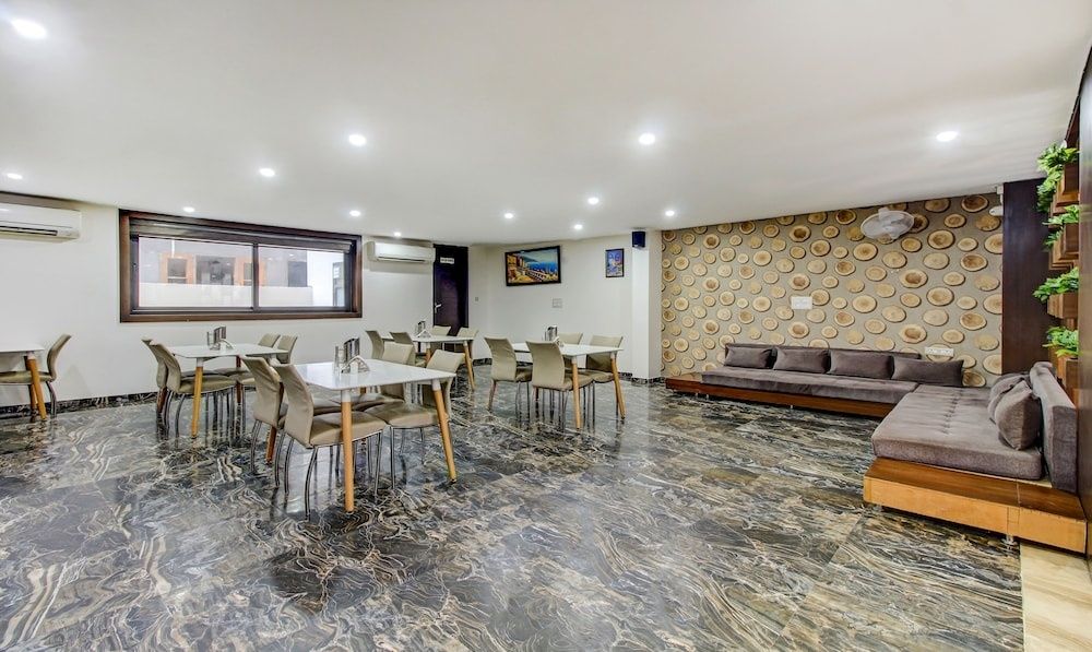 undefined Treebo M2M Residency Sector 46 4