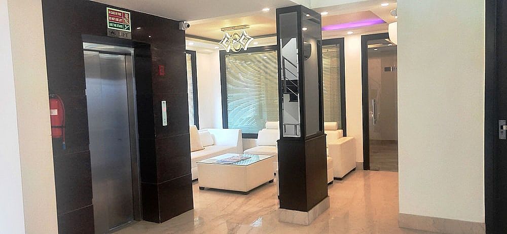 undefined CoRoomS SanVi Prime Unitech Cyber Park 5