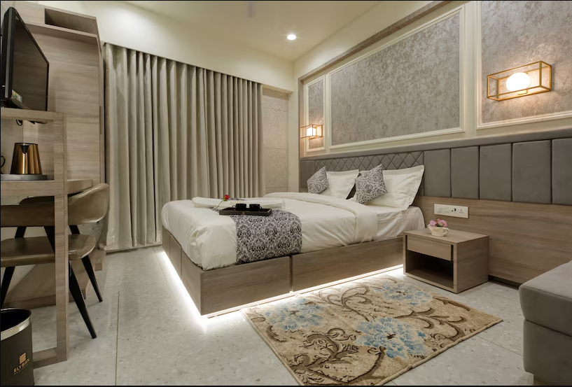 Hotel Elysian Residency Gold Room